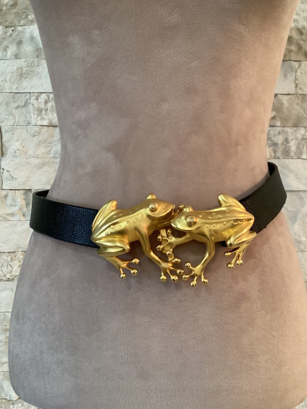 Vintage Doreen Ryan "Kissing Frogs" Statement Belt